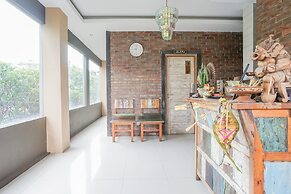 Kememai Hostel
