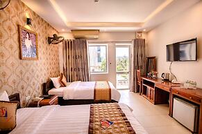 Y Linh Hotel