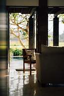 Umpadhi Canggu Hotel