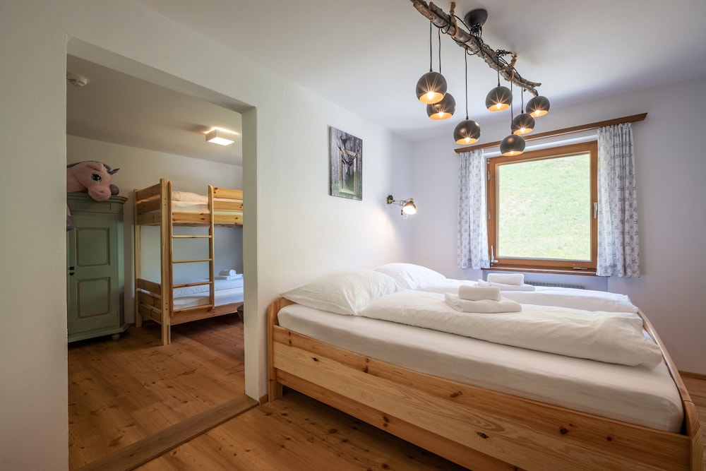 Berg'k'hof Kaisertal - Alpine Hideaway