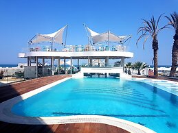 White Tower Mamaia