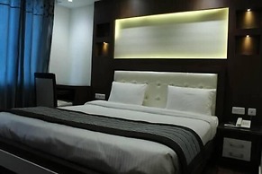 Hotel Opulence