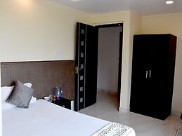 Hotel Maple Inn