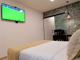 Premium Suites Deluxe Aparthotel Equipetrol