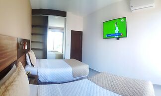 Premium Suites Deluxe Aparthotel Equipetrol