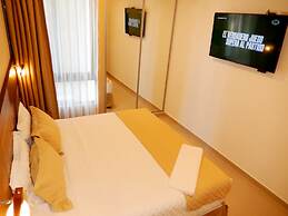 Premium Suites Deluxe Aparthotel Equipetrol