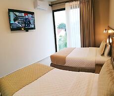 Premium Suites Deluxe Aparthotel Equipetrol
