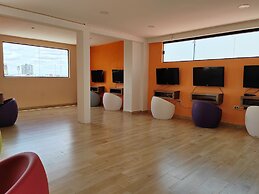 Premium Suites Deluxe Aparthotel Equipetrol