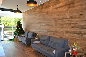 Premium Suites Deluxe Aparthotel Equipetrol