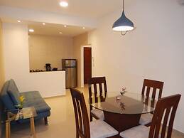 Premium Suites Deluxe Aparthotel Equipetrol