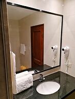 Premium Suites Deluxe Aparthotel Equipetrol