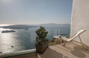 Globe Suites
