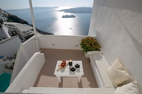 Globe Suites