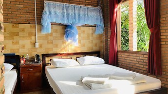 Gibbon Singing Homestay