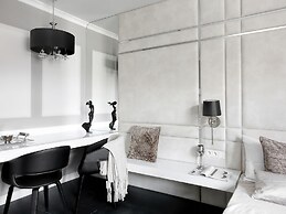 Sweet Suite Apart