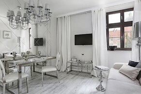 Sweet Suite Apart