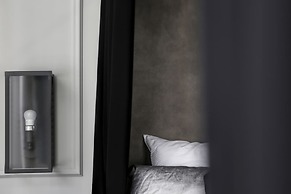 Sweet Suite Apart
