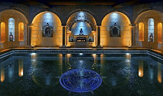 Seraphim Cave Suites & Spa