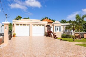Big vacational house in Isabela