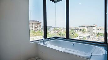 Eastin Ashta Resort Canggu