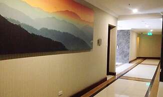 Crown Legacy Hotel