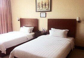 Crown Legacy Hotel