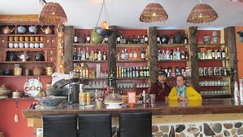Nirvana Hotel - Hostel
