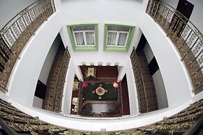 Virtue Highland Hotel