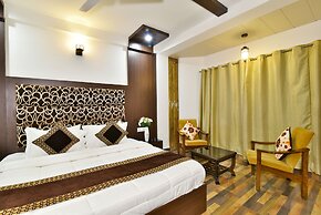 Kapoor Resort