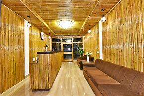 Kapoor Resort