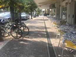 Hotel Myriam