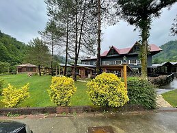 Pinar Kir Evi