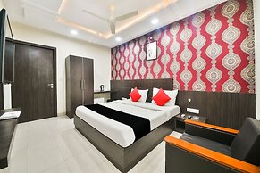 Hotel Flowers Inn