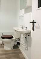 Hugh Oneill Ambassador Suite