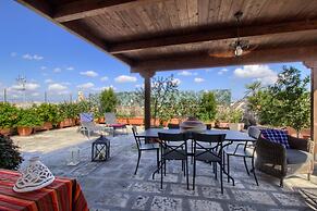 Verdi Panoramic Attic