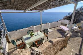 Emy Pool Residence