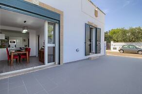 Blanca Deluxe House