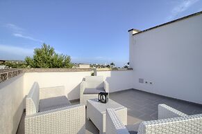 Blanca Deluxe House