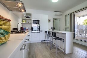 Blanca Deluxe House