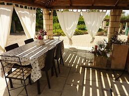 Olimpia Pool Villa