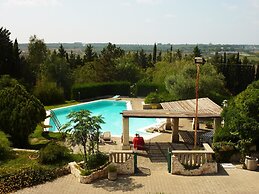 Olimpia Pool Villa