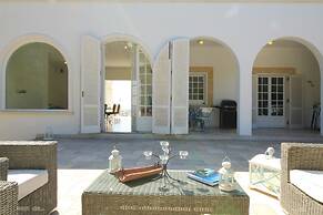 Perla Bianca Luxe Villa