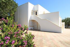 Perla Bianca Luxe Villa