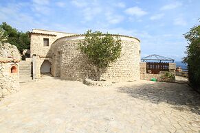Gabbiano Pool Residence