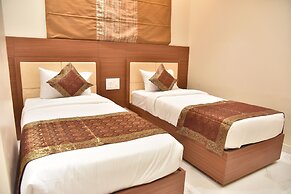 Hotel RK Grand