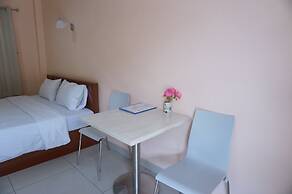 Jirasin Hotel & Apartment