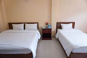 Jirasin Hotel & Apartment