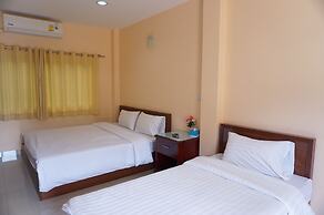 Jirasin Hotel & Apartment