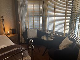 The Twenty One B&B