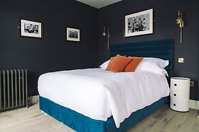 The Porterhouse Grill & Rooms